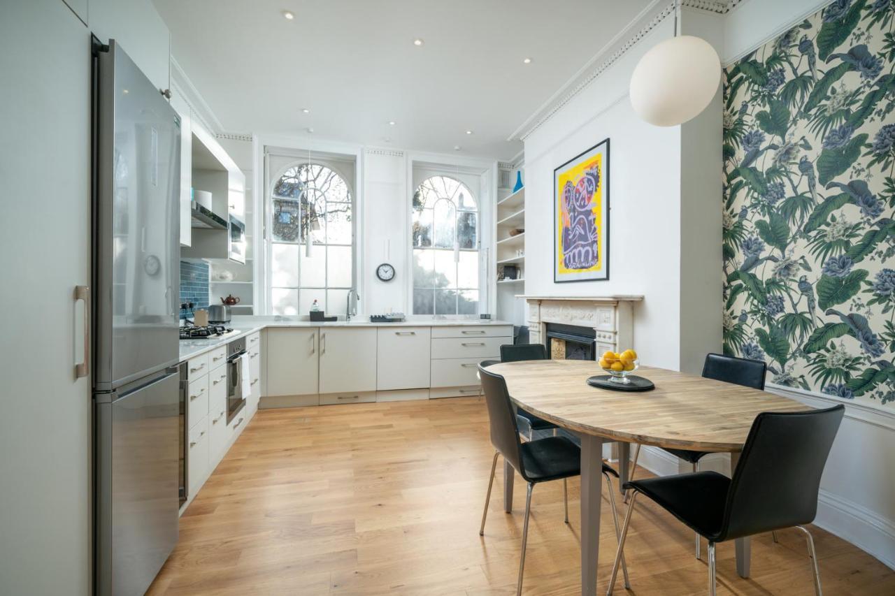 Sleek Flat With Communal Courtyard Londres Exterior foto