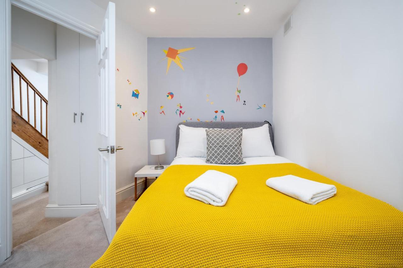 Sleek Flat With Communal Courtyard Londres Exterior foto